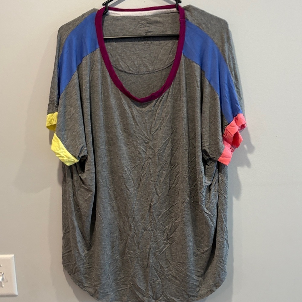 Secret Treasures Gray Tee with Blue, Yellow, and Pink Accents